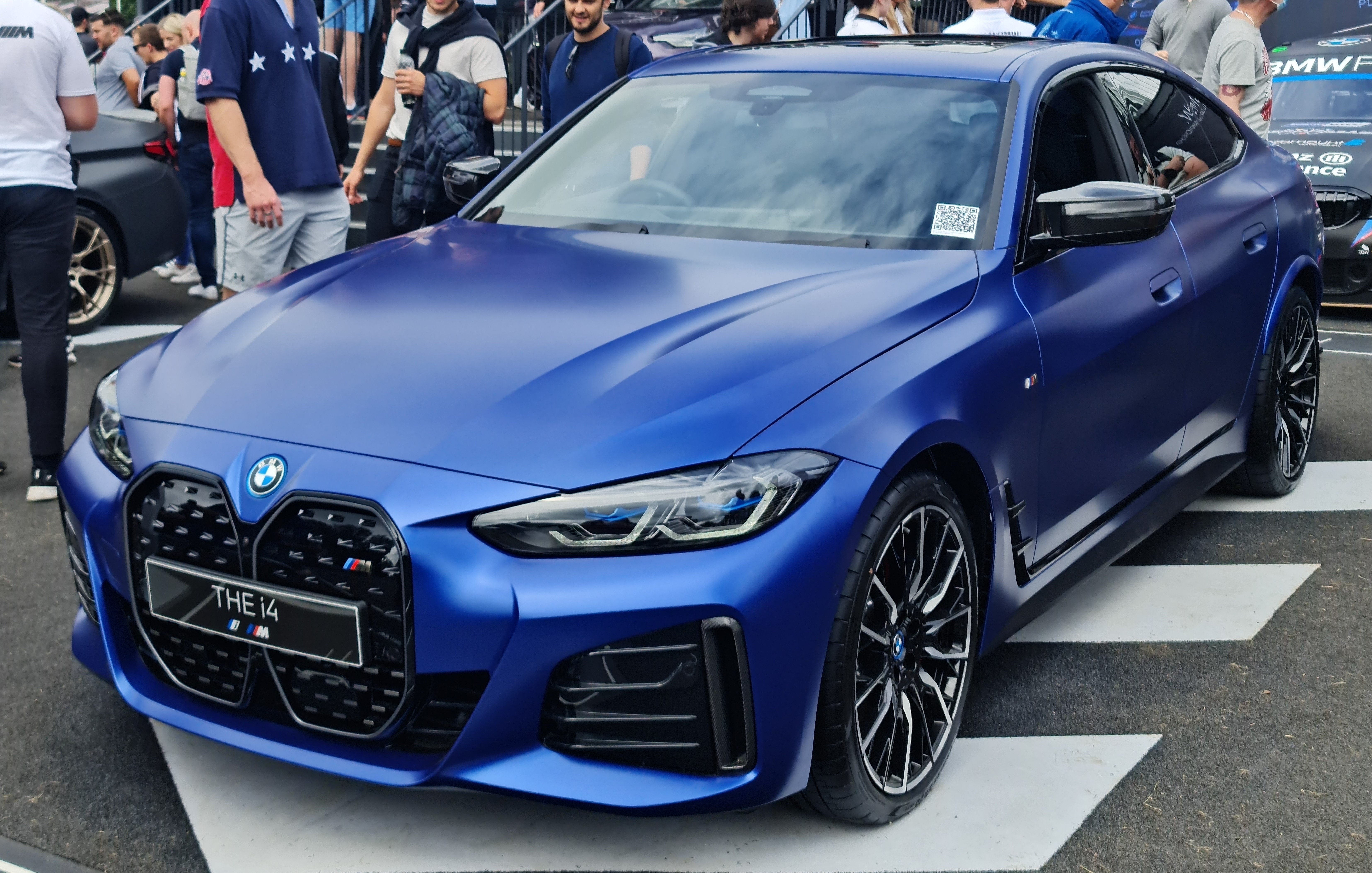 BMW i4